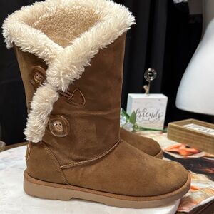 Warm Tan Faux Fur Lined Winter Boots